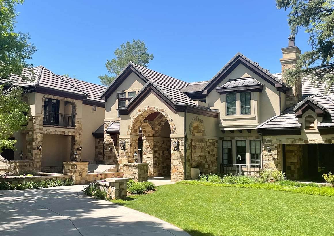 Completed exterior paint job by Robinson Painting of Colorado LLC.